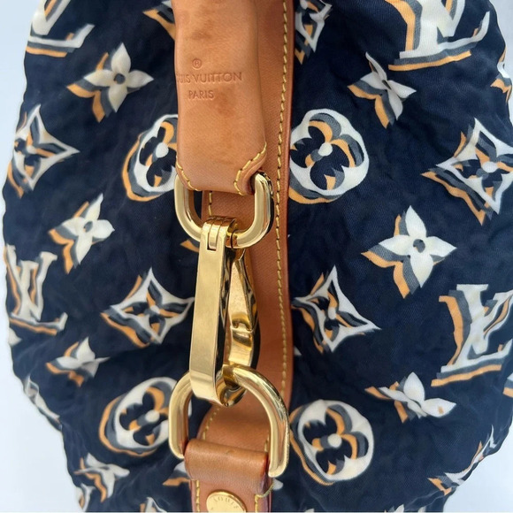 Louis Vuitton Navy Blue Monogram Limited Edition Bulles MM Bag - Picture 12 of 16